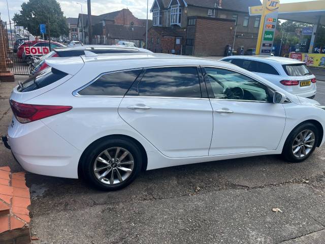 2016 Hyundai i40 1.7 CRDi [115] Blue Drive SE Nav 5dr